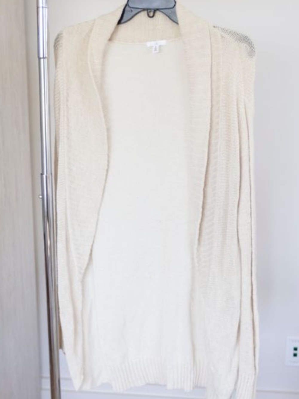 BP. Cardigan